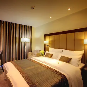 Otel Favor, Düsseldorf